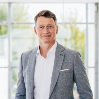 PEES GmbH - Geschäftsführer Pascal Höppner